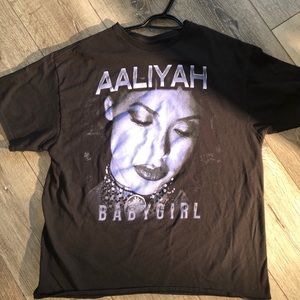 Vintage Aaliyah shirt